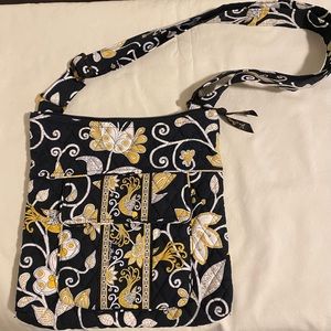 Vera Bradley cross body